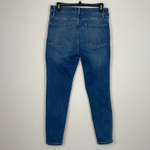 Frame Jeans. Women’s Le One Skinny Crop. Size 2. Waist size 29. - Picture 6 of 13